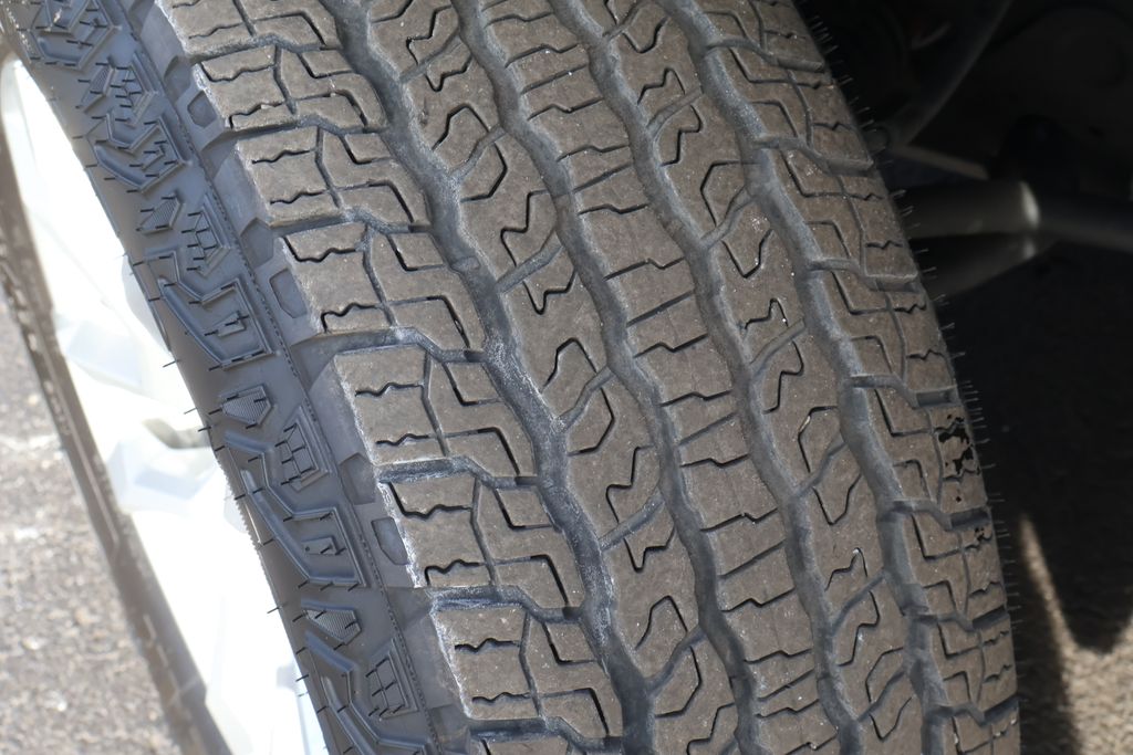 Thumbnail: 2024 Chevrolet Silverado 1500 - 15