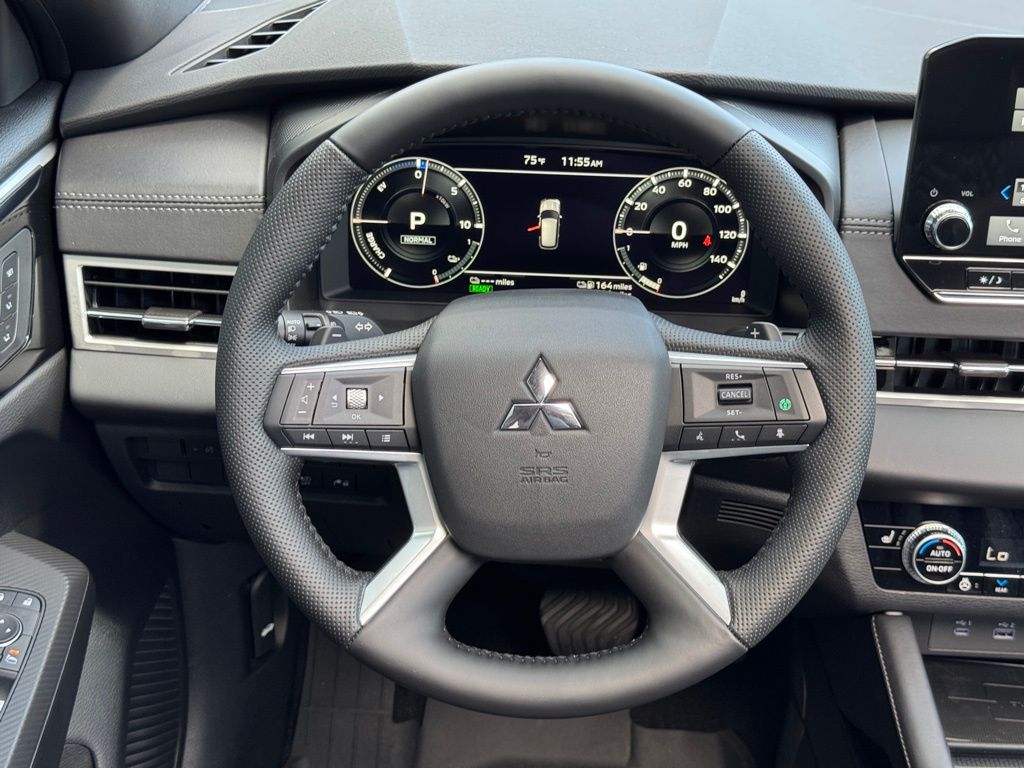 2025 Mitsubishi Outlander PHEV SEL photo 16