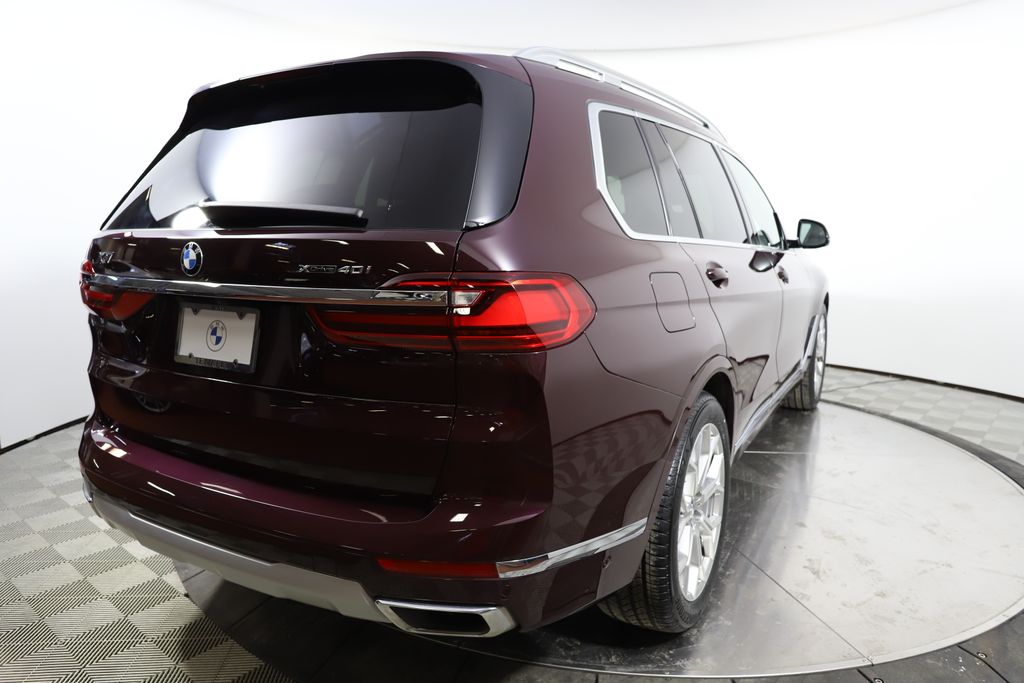 2022 BMW X7 xDrive40i 5