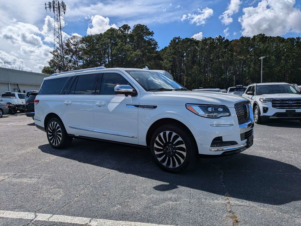 2022 Lincoln Navigator Black Label L