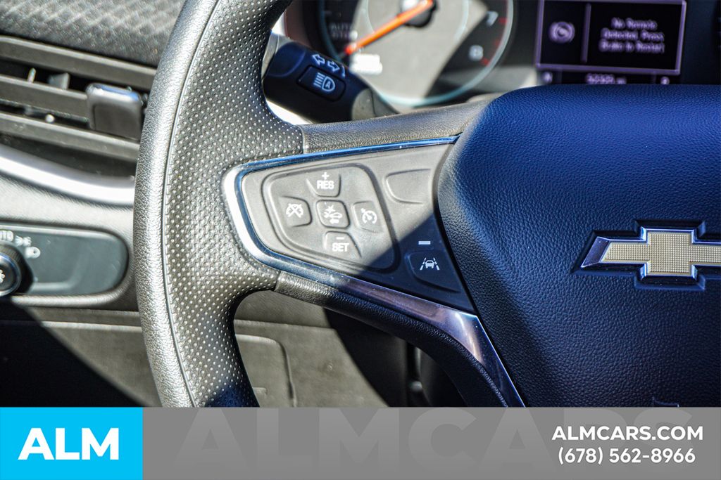 Used 2024 Gray Chevrolet LT image 27