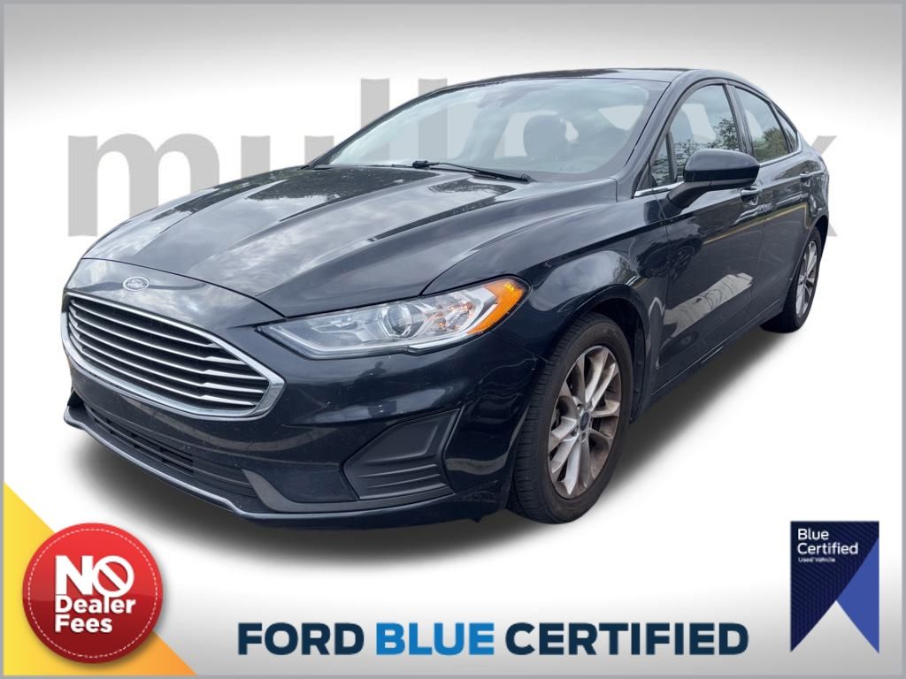 2020 Ford Fusion SE's photo