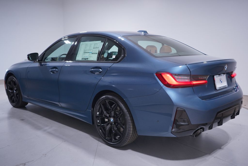 Thumbnail: 2026 BMW 3 Series - 3