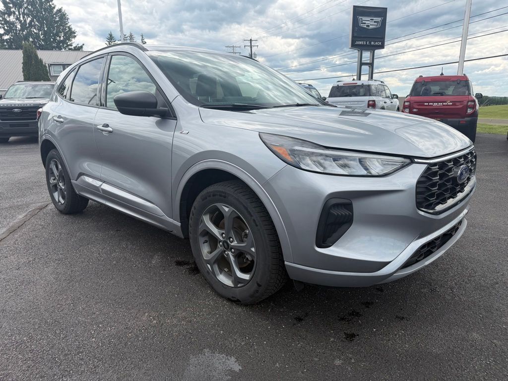 2024 Ford Escape ST-Line Silver at Bob Ruth Ford