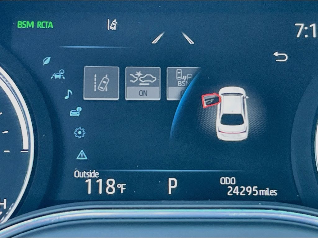 Used 2020 Black Toyota XLE Plus image 12