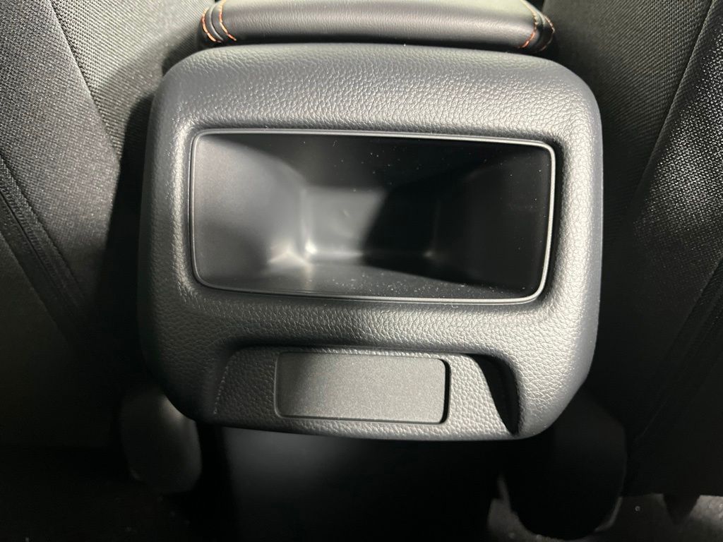 Thumbnail: 2027 Honda HR-V - 16