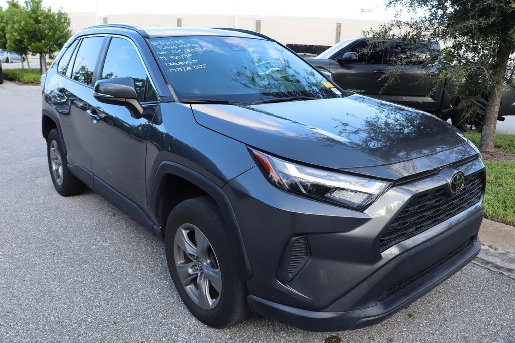 Thumbnail: 2022 Toyota RAV4 - 6
