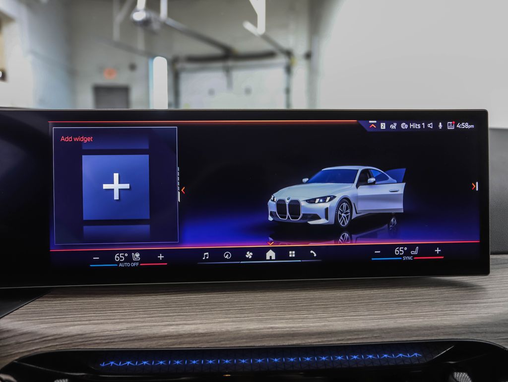 Thumbnail: 2025 BMW i4 - 15