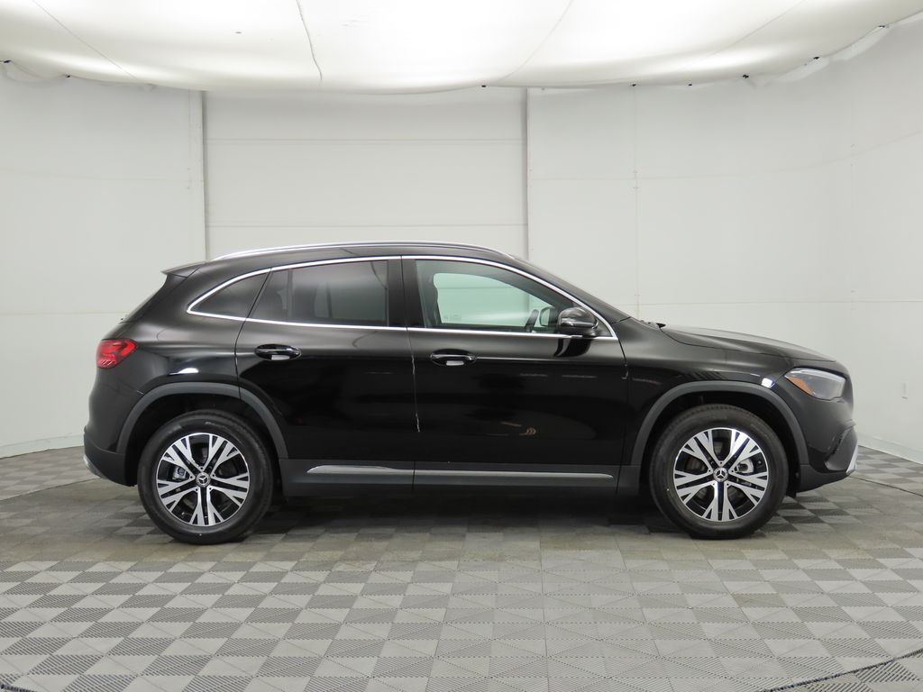 2025 Mercedes-Benz GLA 250 4