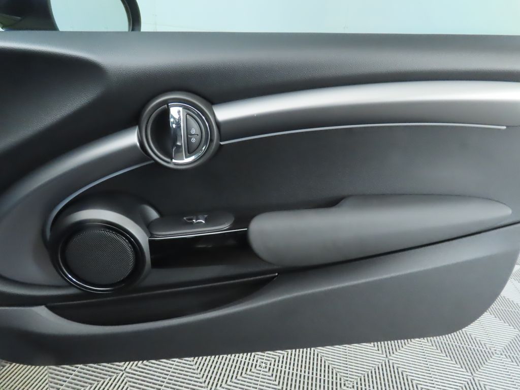 Thumbnail: 2023 MINI Cooper - 25