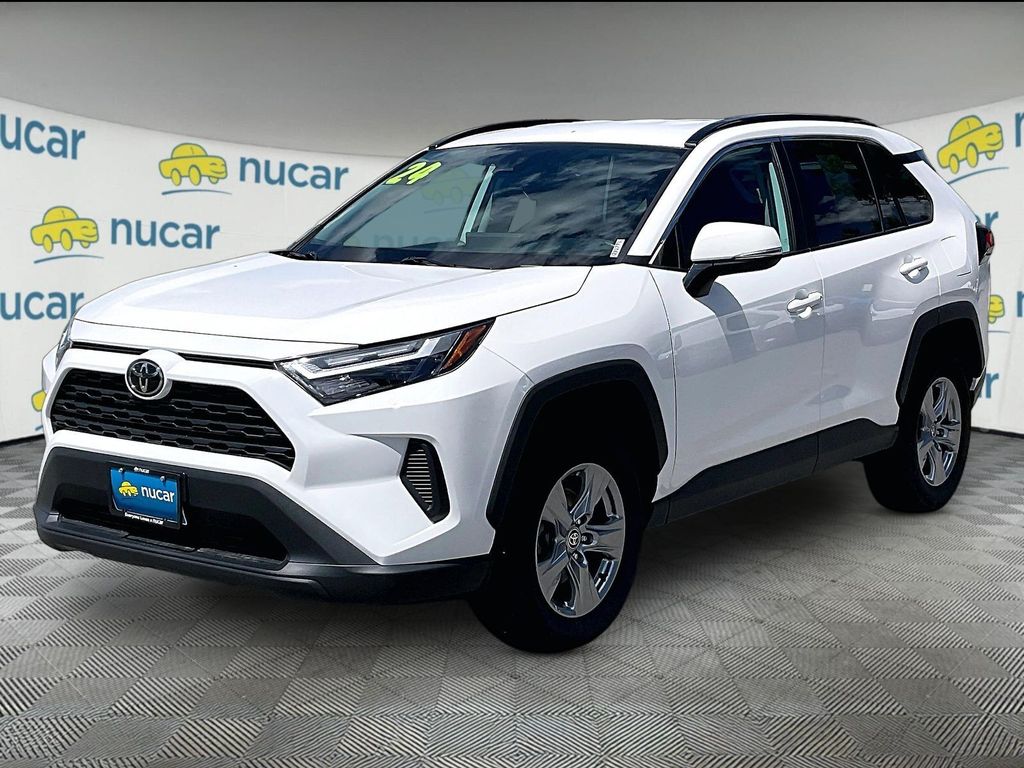 2024 Toyota RAV4 — photo 3