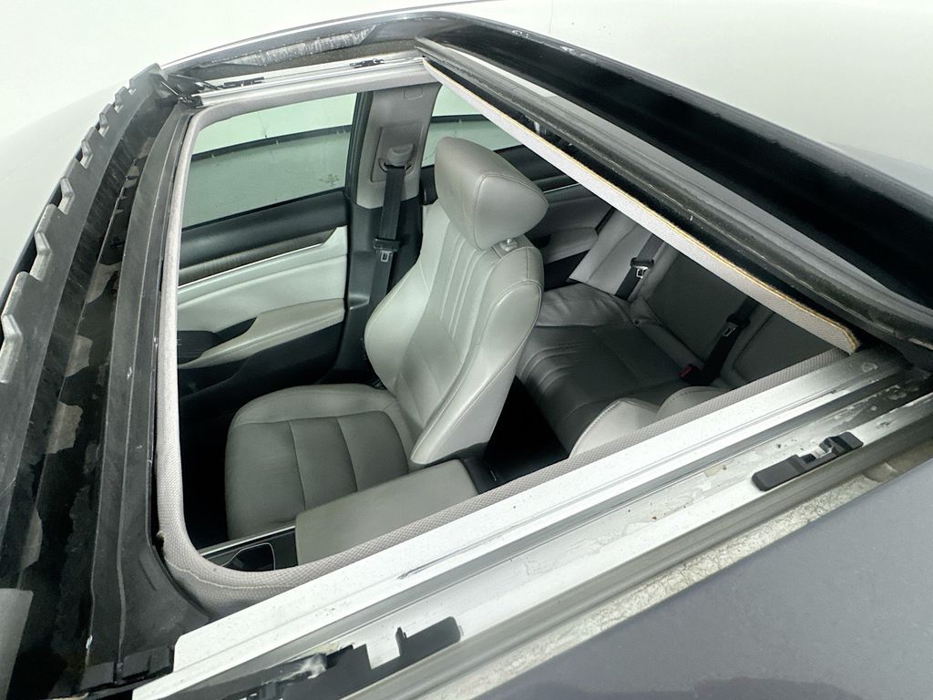 Used Car 2018 Honda Accord  Ex-l For Sale Under $15,000 In Austin, Texas