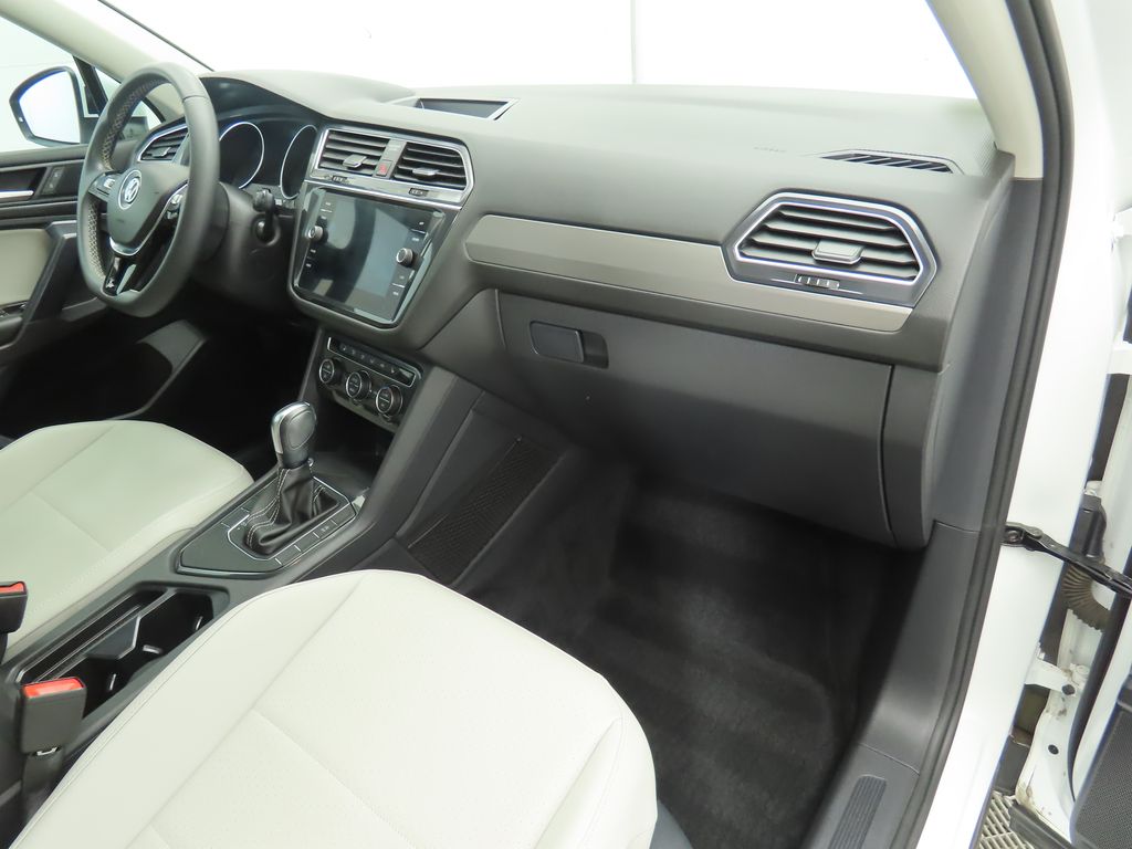 2021 Volkswagen Tiguan 2.0T 17