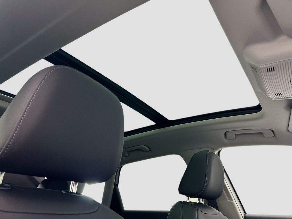 Thumbnail: 2026 Audi Q3 - 18