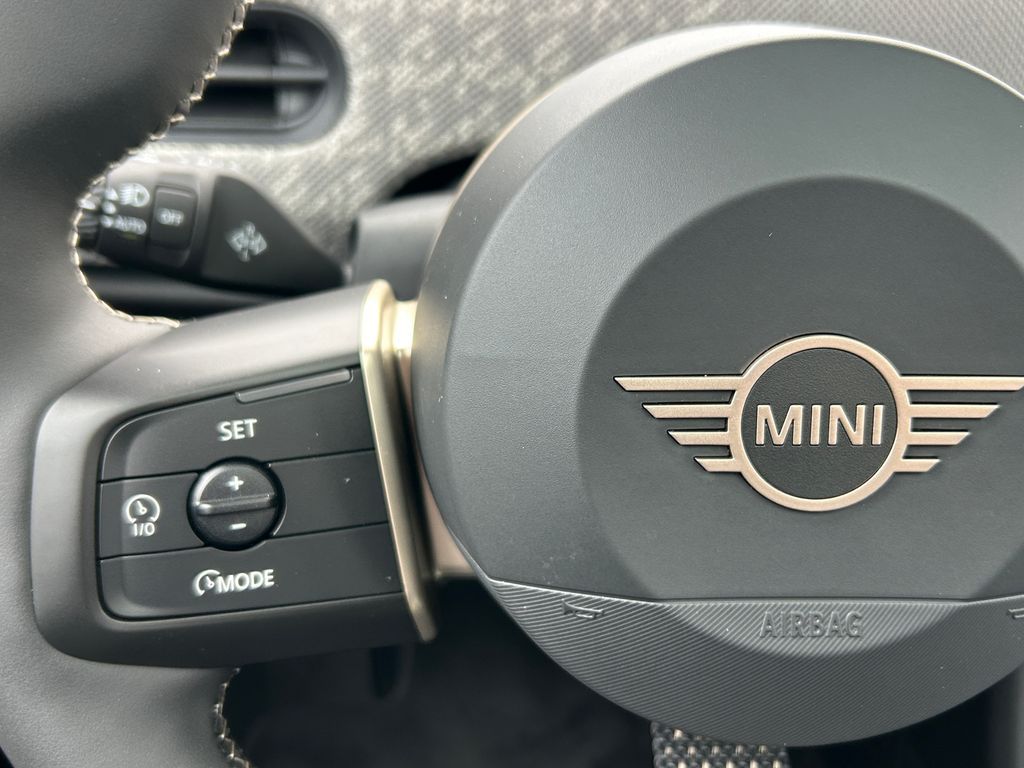Thumbnail: 2026 MINI Cooper - 19