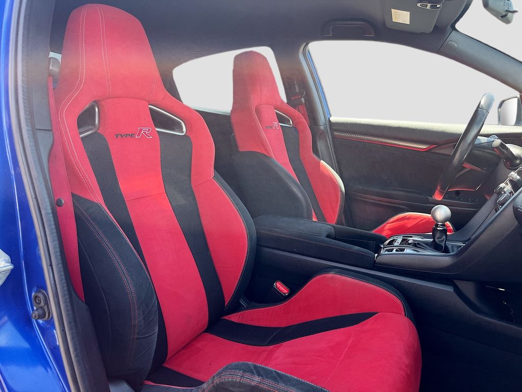 Used 2019 Blue Honda Touring image 26