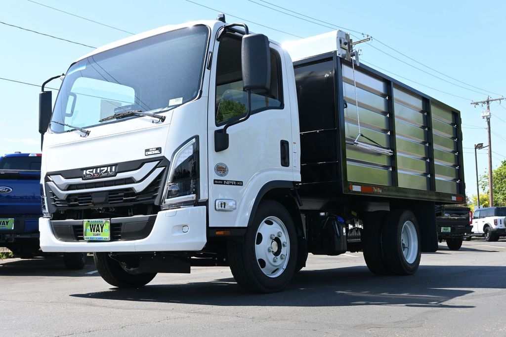 2026 Isuzu NPR XD 