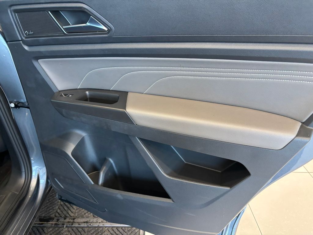 2022 Volkswagen Atlas 3.6L V6 SEL Premium R-Line