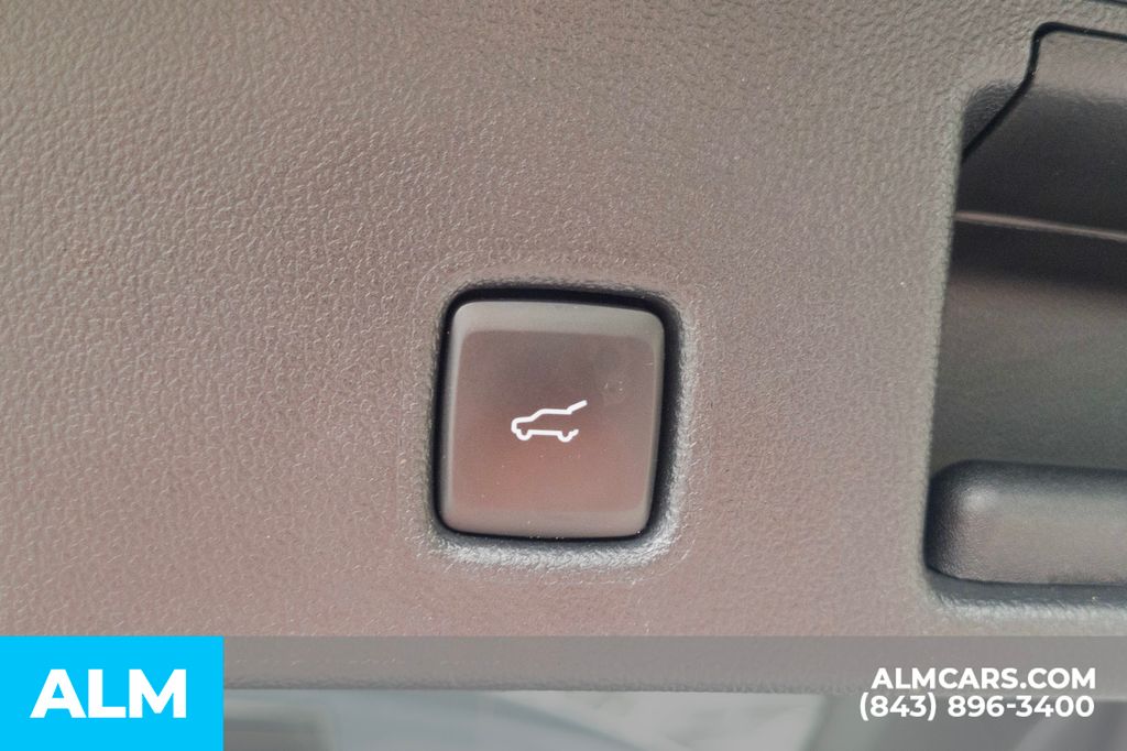 2024 Ford Escape ST-Line photo 9