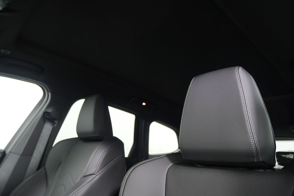 2025 BMW X1 xDrive28i 12