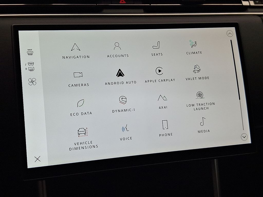 Thumbnail: 2025 Land Rover Range Rover - 17