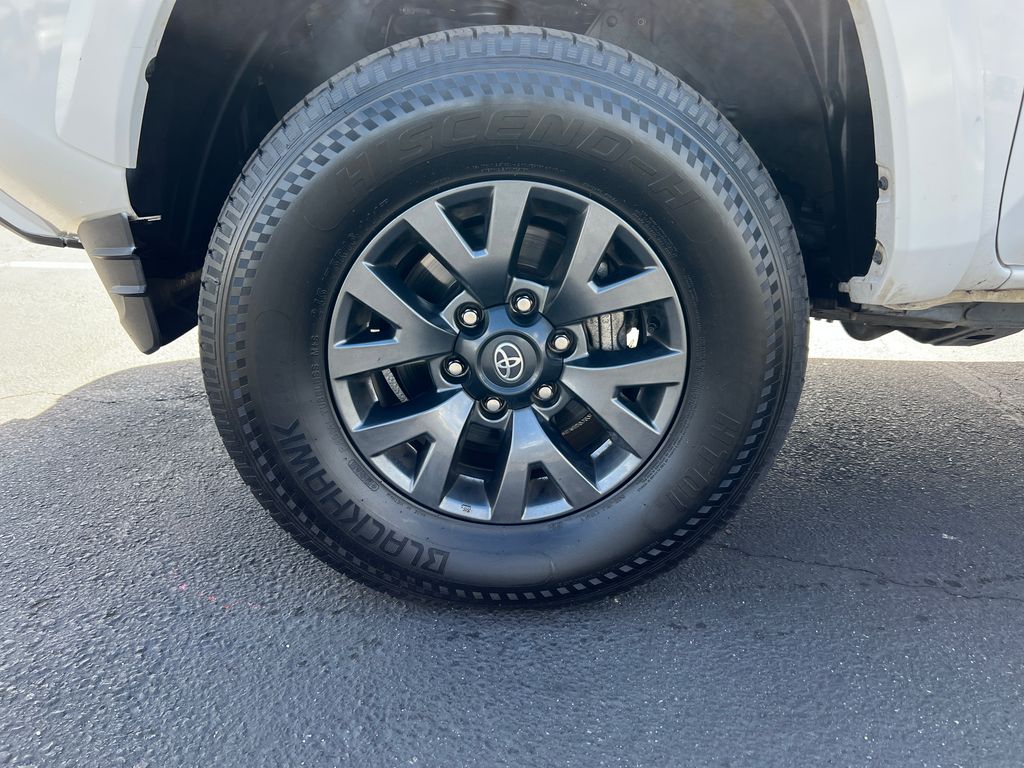 Thumbnail: 2023 Toyota Tacoma - 6