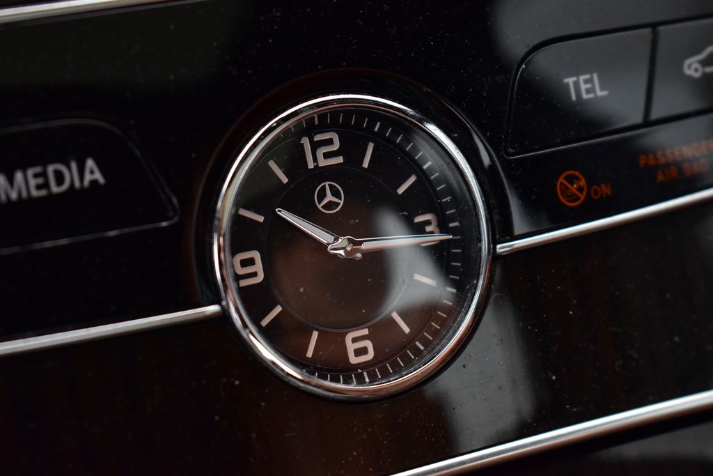 Thumbnail: 2019 Mercedes-Benz C-Class - 22