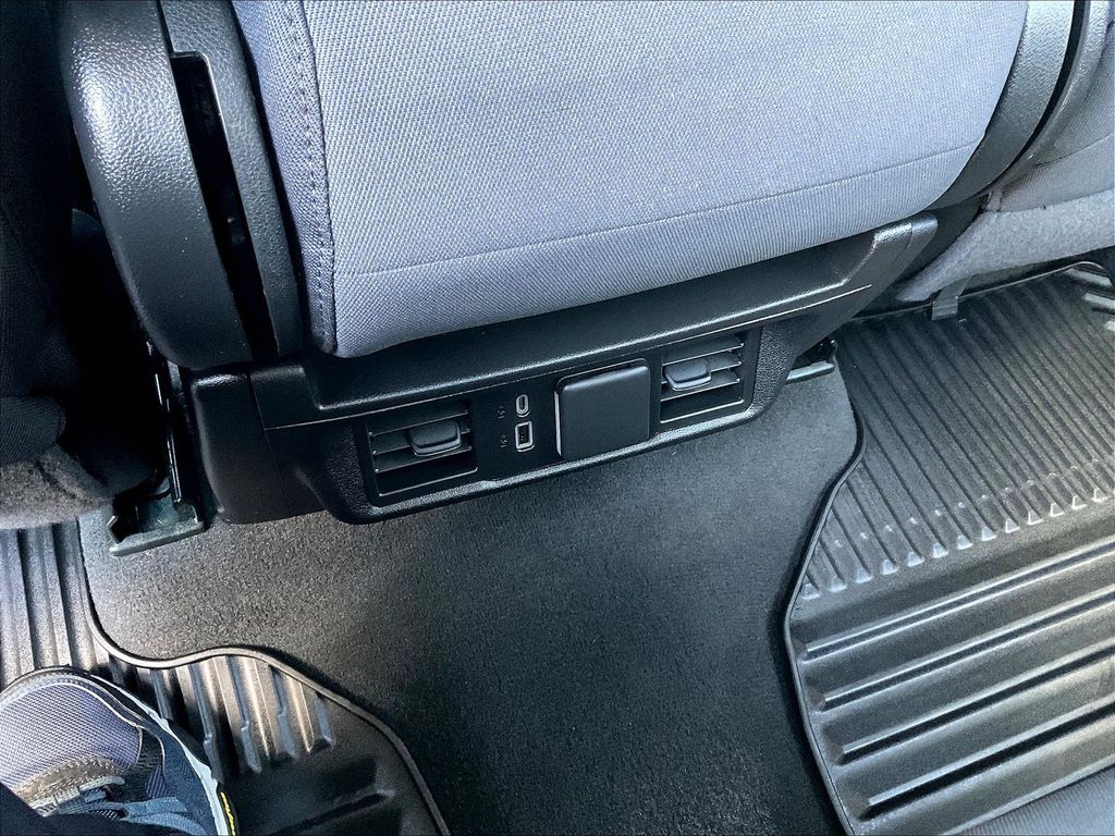 2022 GMC Sierra 1500 — photo 27