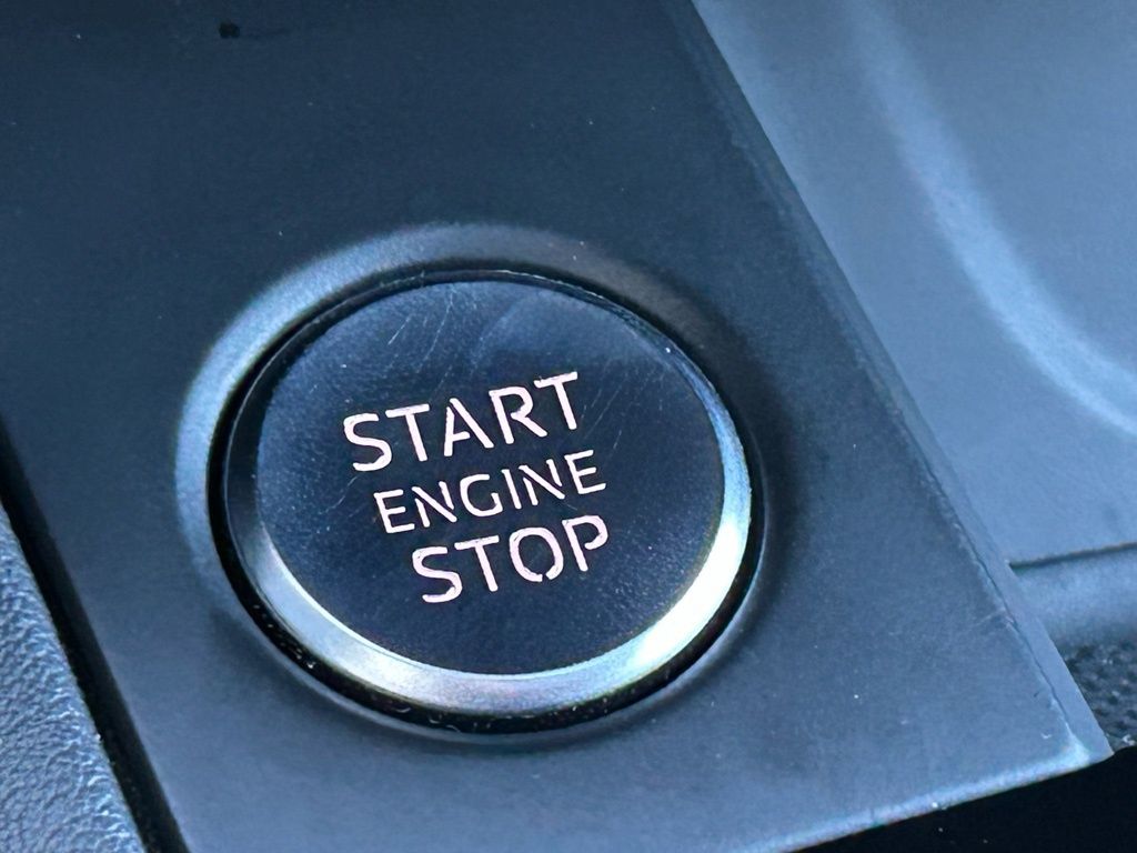 Used 2023  Audi 45 S line Premium Plus image 31