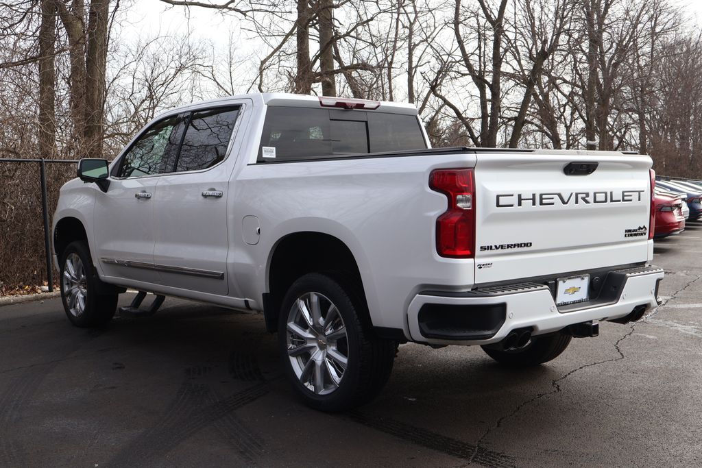 Thumbnail: 2023 Chevrolet Silverado 1500 - 6