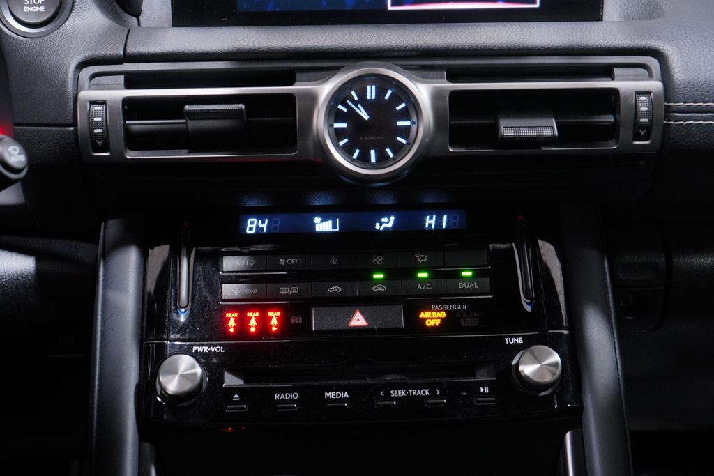 Thumbnail: 2022 Lexus IS - 13