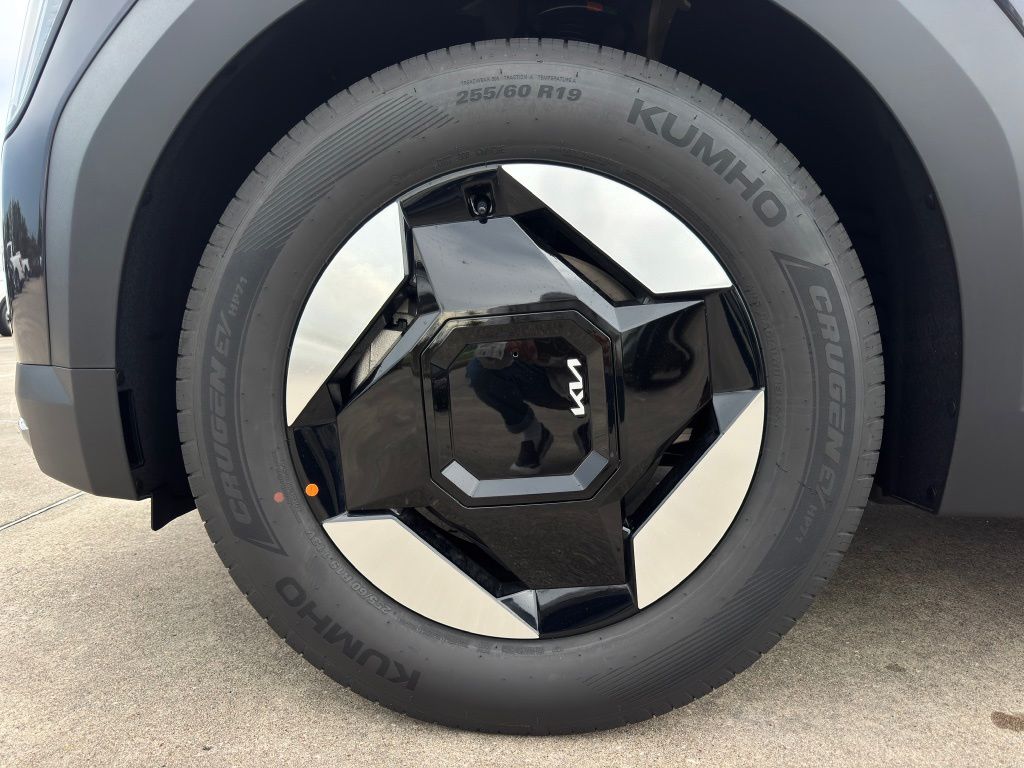 2026 Kia EV9 Light Long Range Gray at Community Kia