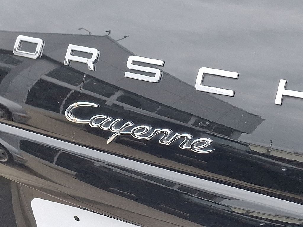 Thumbnail: 2014 Porsche Cayenne - 29