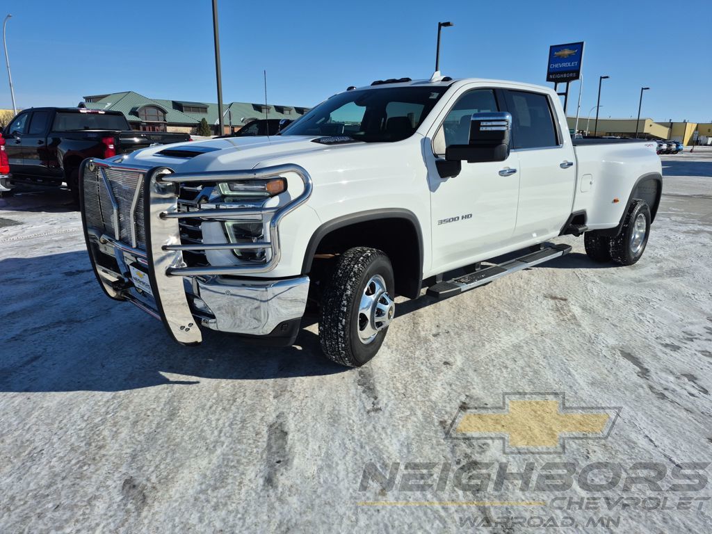 2021 Chevrolet Silverado 3500HD LTZ Crew Cab 4WD