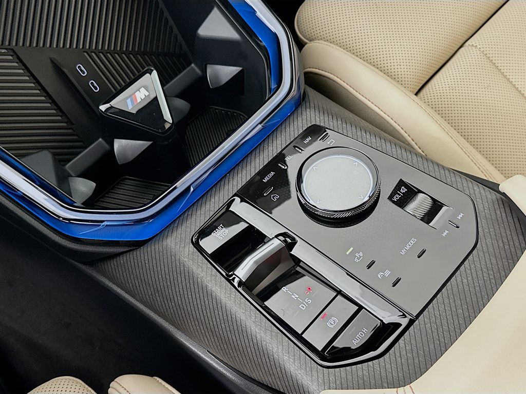 Thumbnail: 2026 BMW X3 - 15