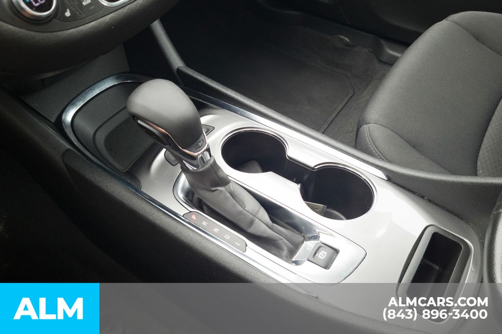 Used 2024 Black Chevrolet LT image 9