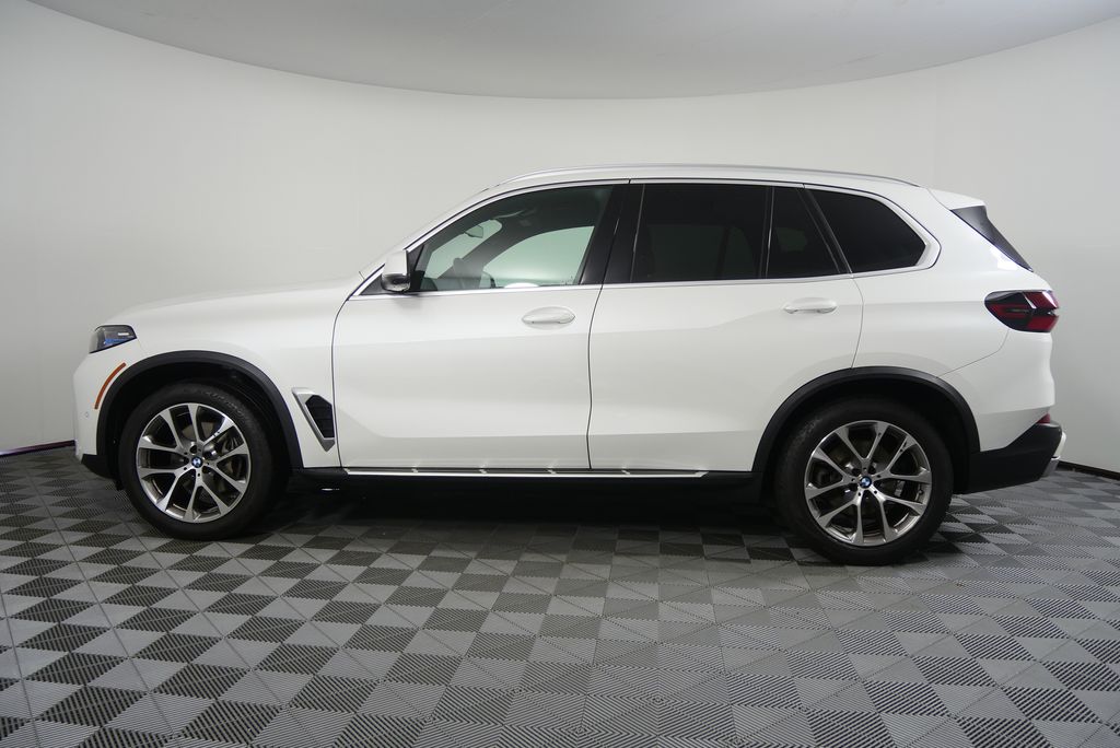 Thumbnail: 2025 BMW X5 - 6