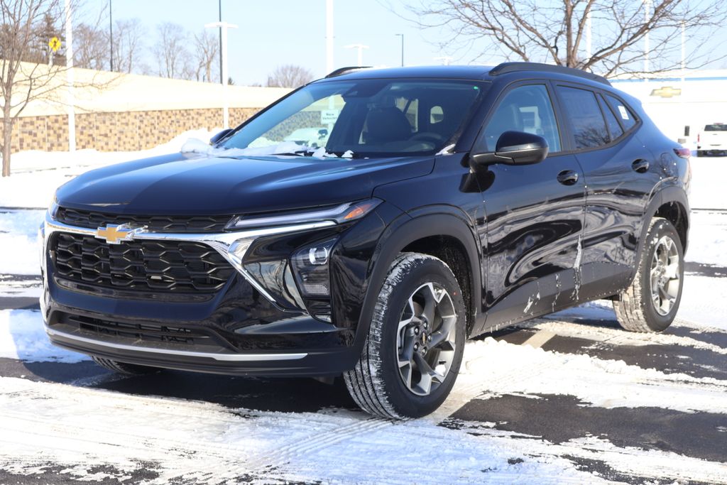 Thumbnail: 2026 Chevrolet Trax - 1