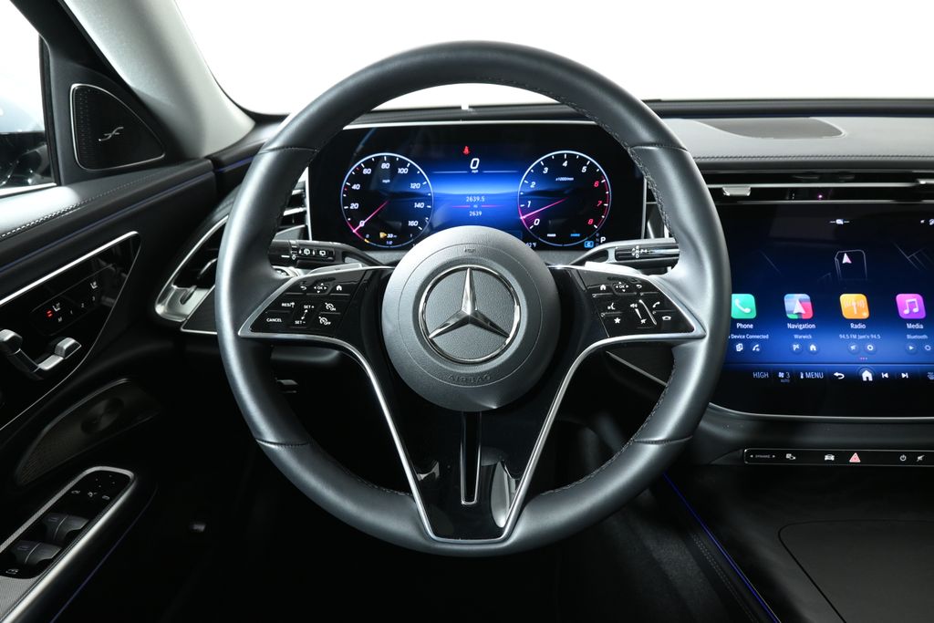 Thumbnail: 2025 Mercedes-Benz E-Class - 16
