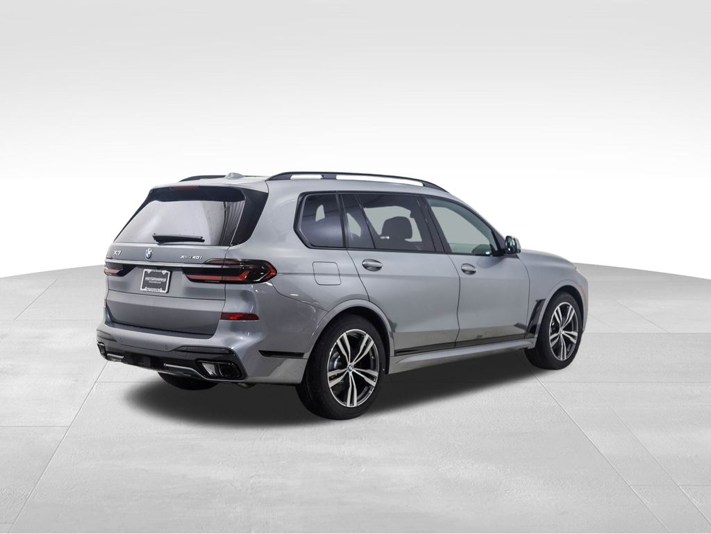 2025 BMW X7 xDrive40i 5