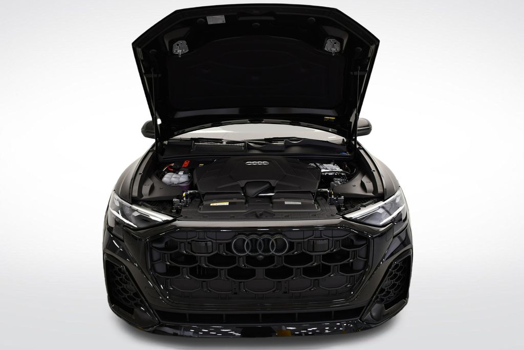 Thumbnail: 2026 Audi Q8 - 12