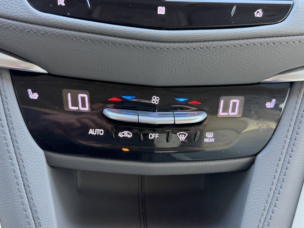 used 2020 Cadillac XT5 car, priced at $22,694