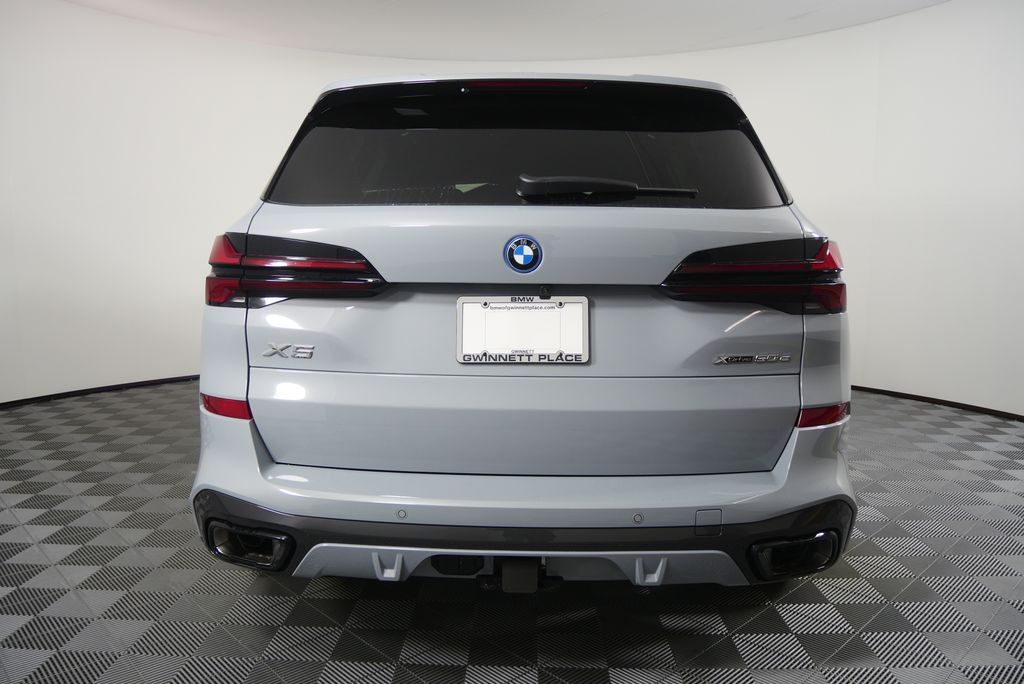 Thumbnail: 2026 BMW X5 - 4