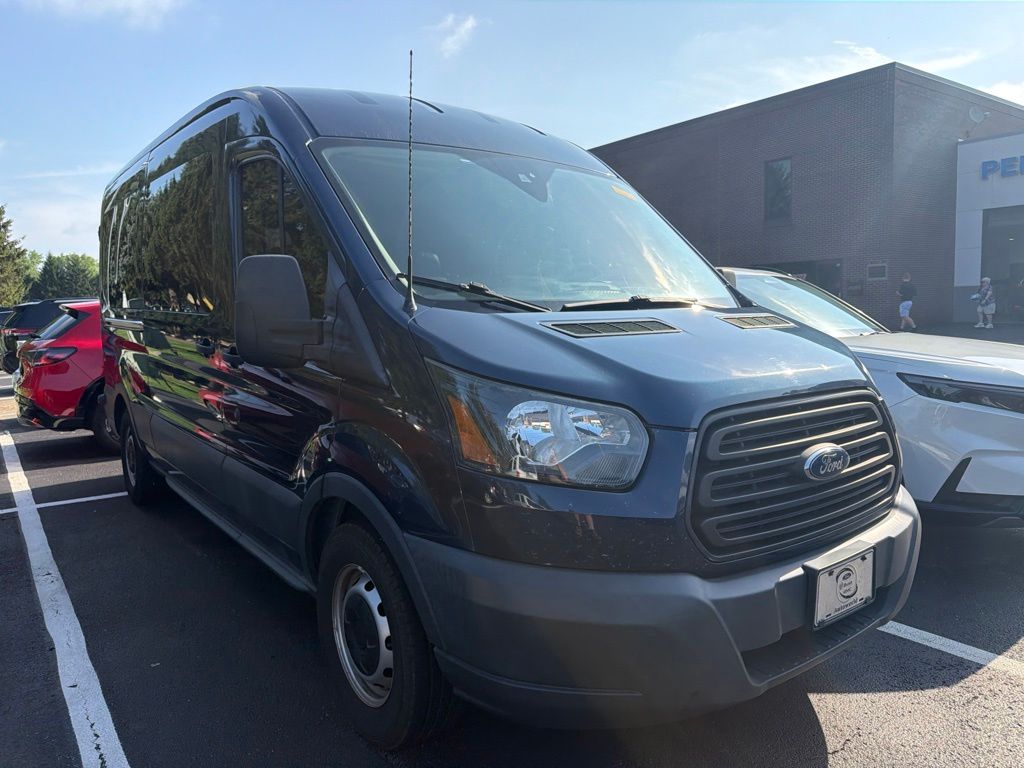 Thumbnail: 2017 Ford Transit Series - 4