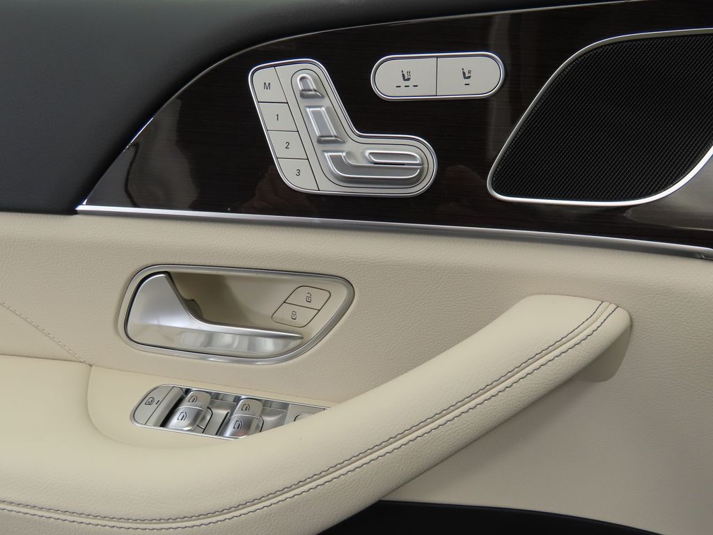 2025 Mercedes-Benz GLE 450 24