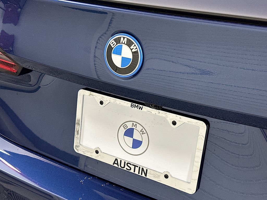 Thumbnail: 2026 BMW 5 Series - 22