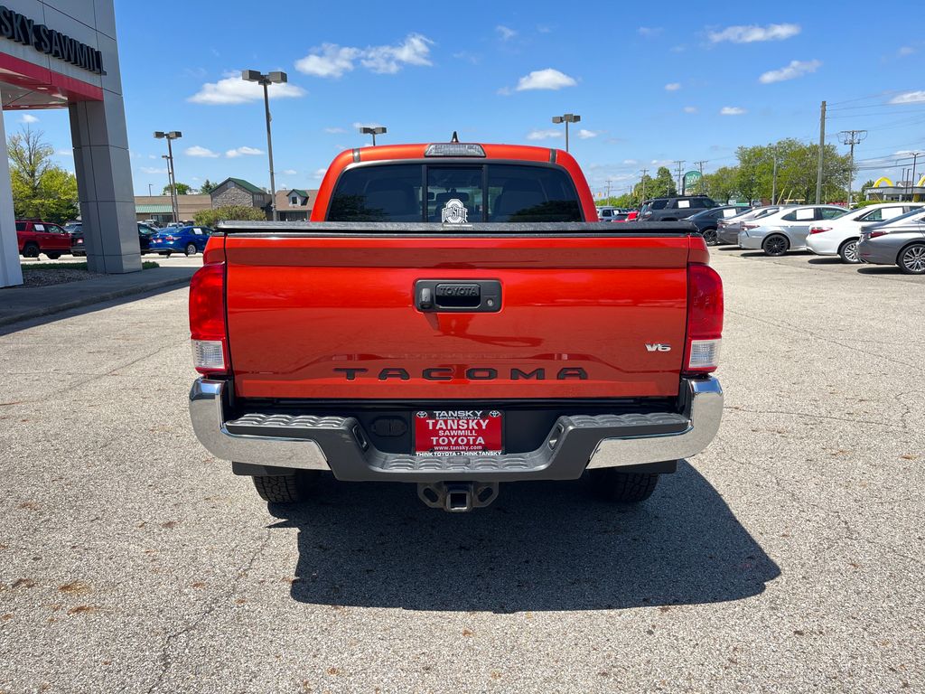 2017 Toyota Tacoma SR5 photo