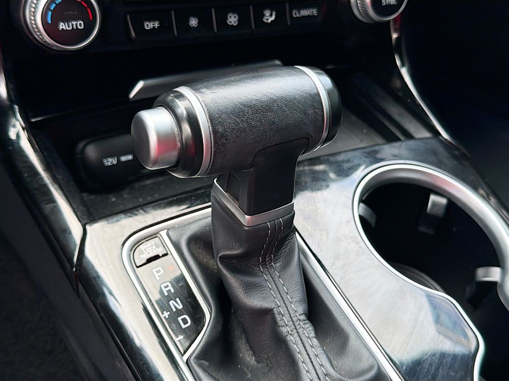2022 Kia Stinger GT-Line Green at AutoSavvy Houston Northwest