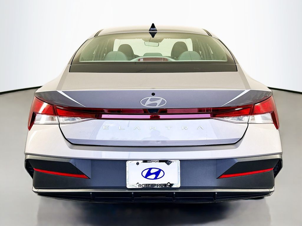 Thumbnail: 2025 Hyundai Elantra - 6