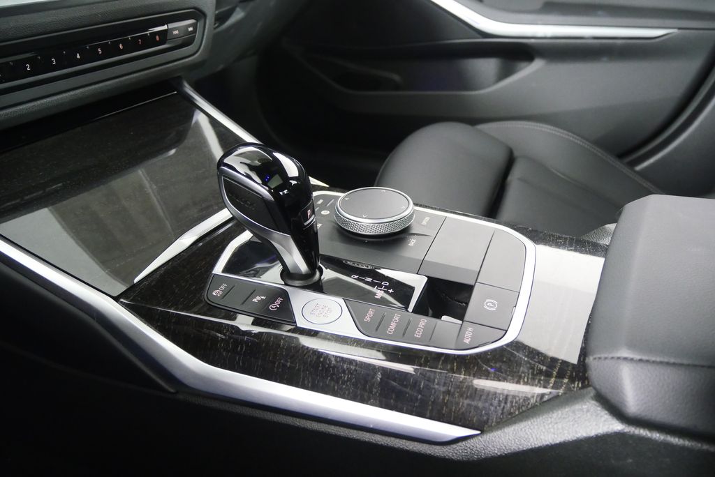 2022 BMW 3 Series 330i 25